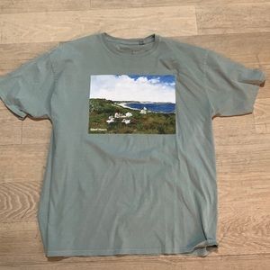 NWT Blue and Cream Mens XL Tee